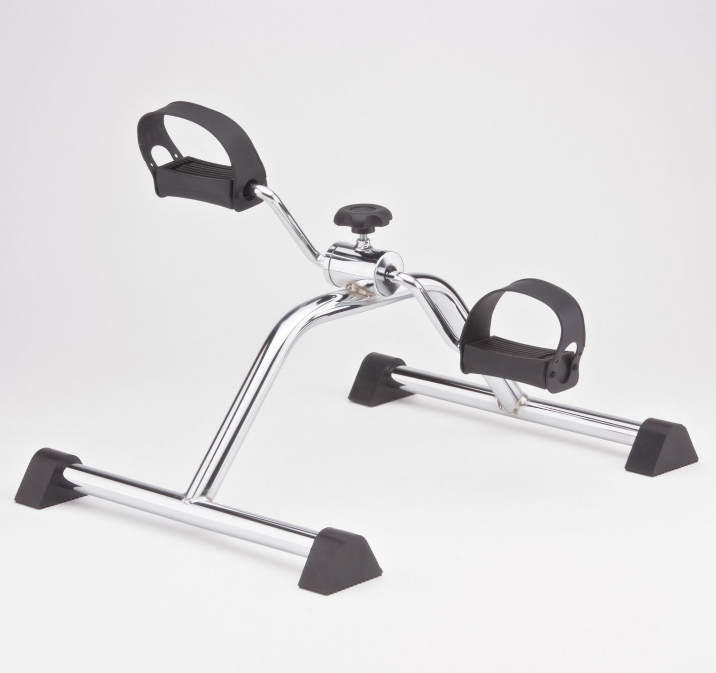 Тренажер для ног домашний. Напольный тренажер для ног. Велотренажер ножной для реабилитации. Мини велотренажер pedal exerciser. Велосипед для ног для для рук.